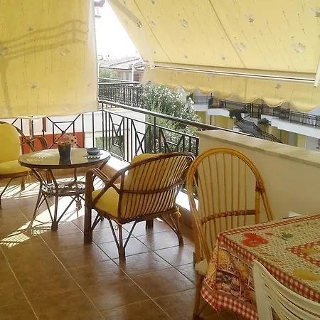 By The Sea Apartment